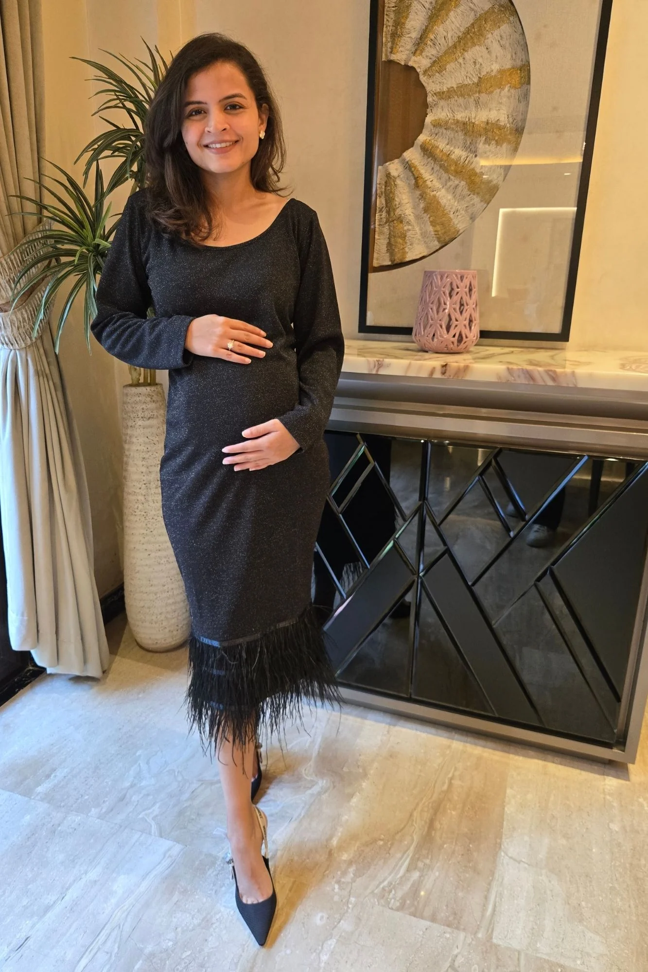 Sleek Black Maternity Bodycon Dress - Chenance