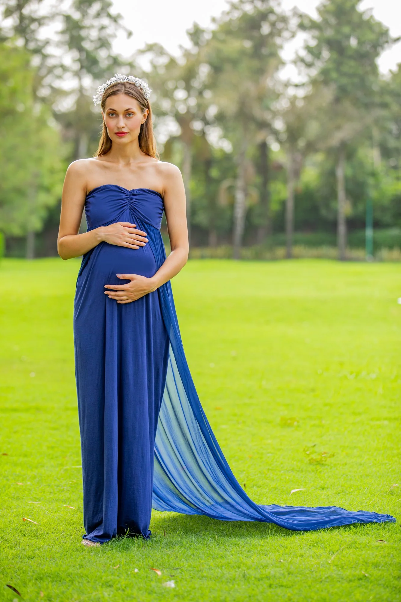 Luxe Royal Blue Off-Shoulder Trail Maternity Photoshoot Gown - Chenance