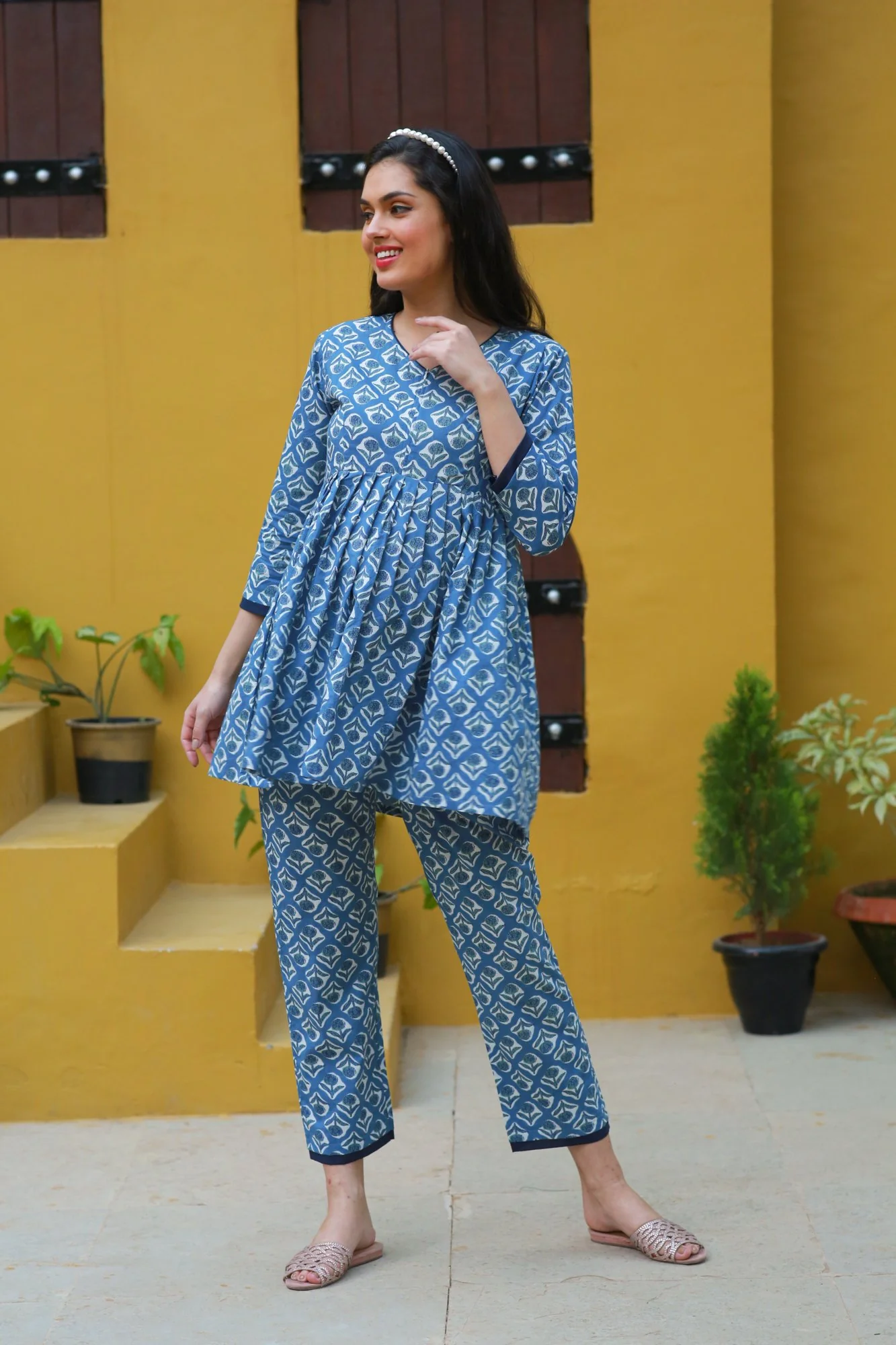 Pretty Indigo Blue Floral Maternity & Nursing Coord Set (100% Cotton) (2 pc) - Chenance