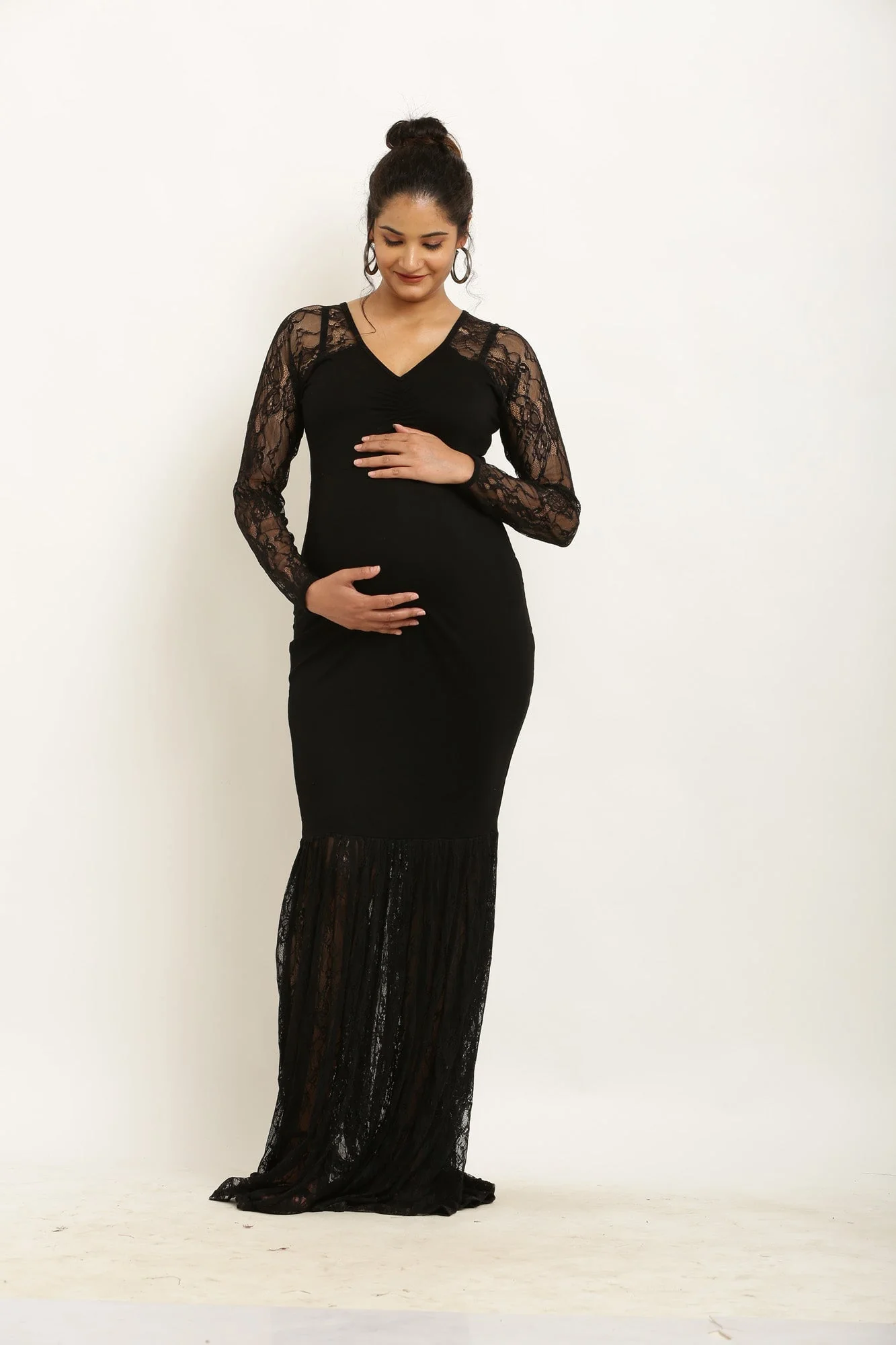 Exclusive Black Elegant Embroidered Lace Maternity Photoshoot Gown - Chenance
