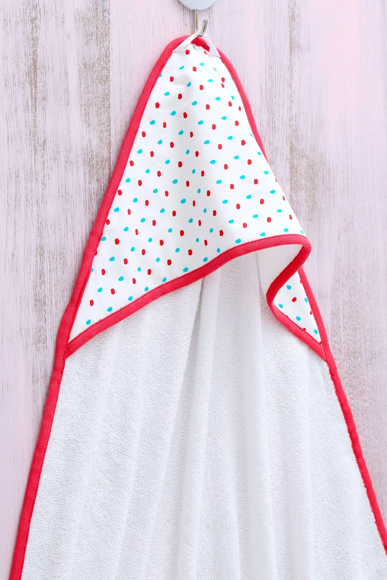 Dotty - Hooded Towel - Chenance