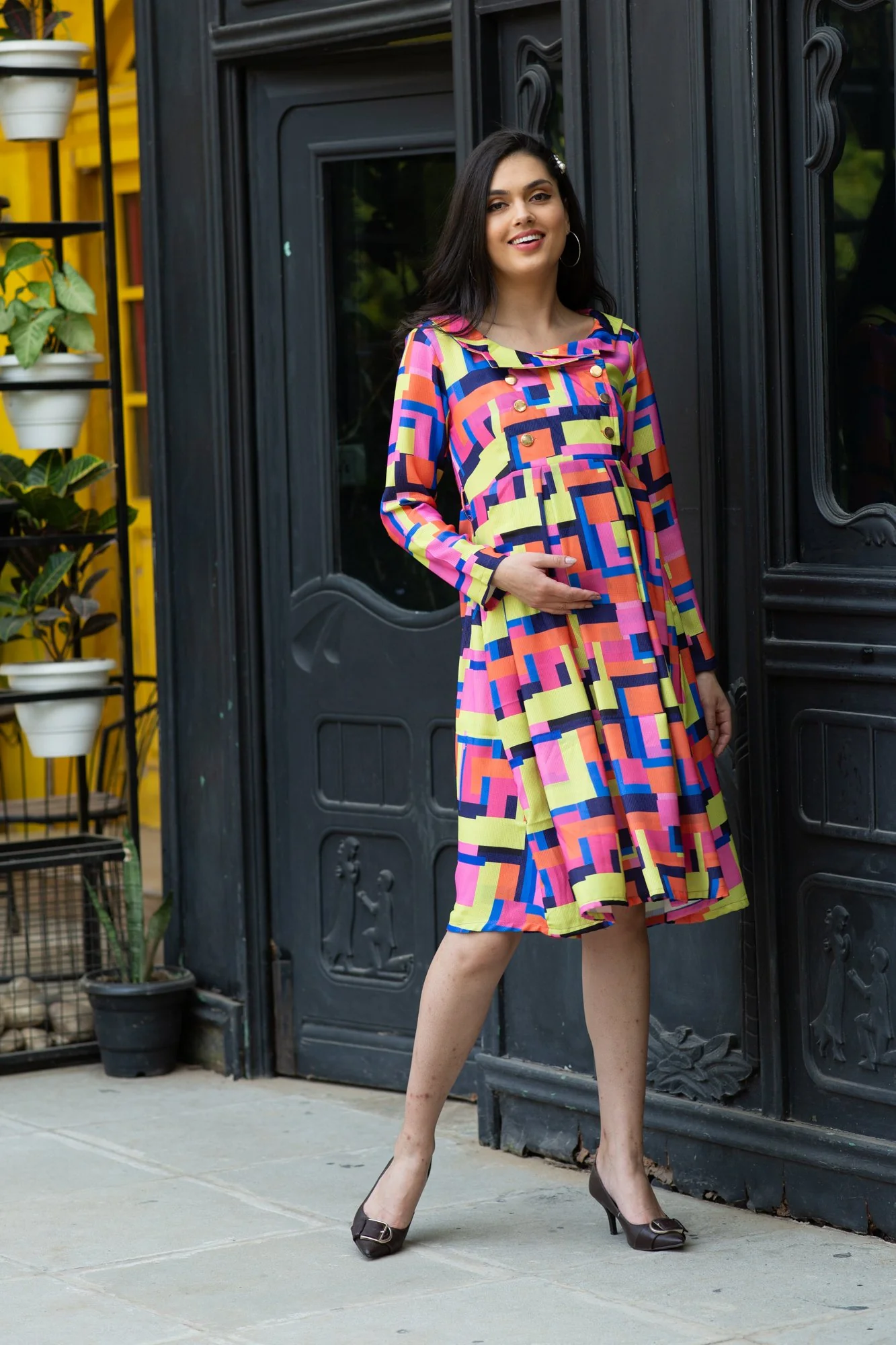 Premium Bubblegum Abstract Chic Collared Maternity Dress - Chenance