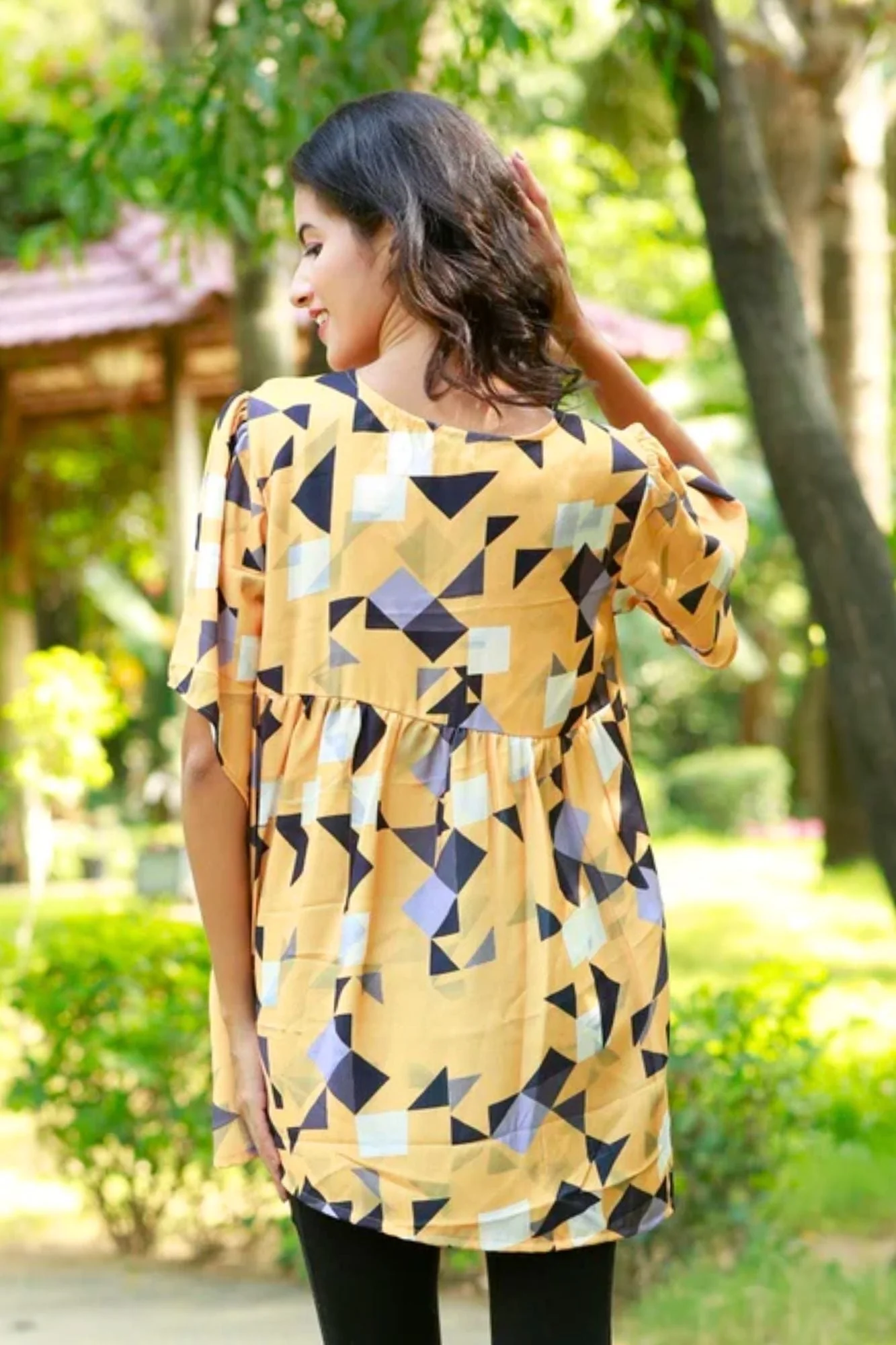 Abstract Tuscany Gathered Maternity & Nursing Top - Chenance