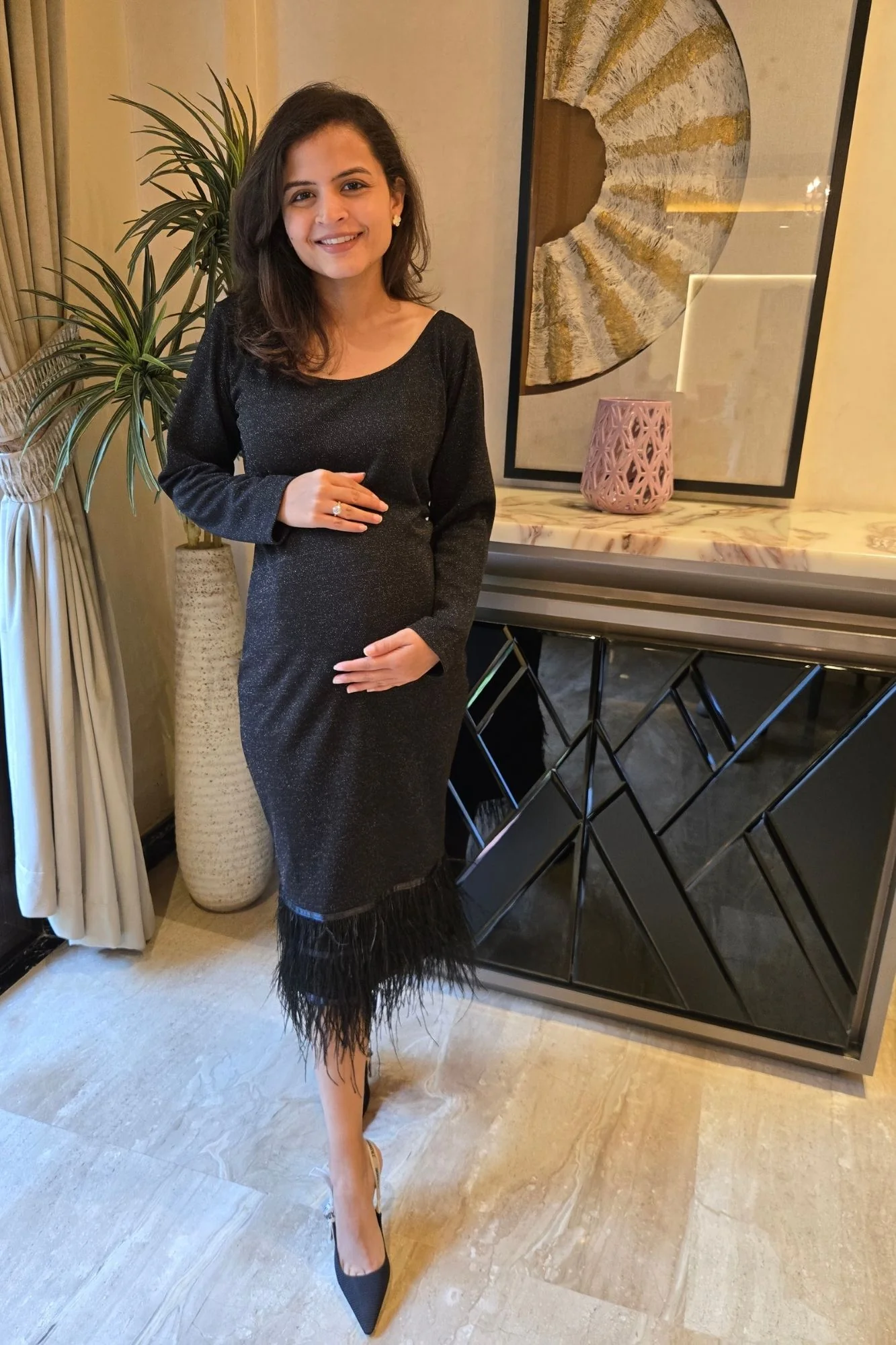 Sleek Black Maternity Bodycon Dress - Chenance