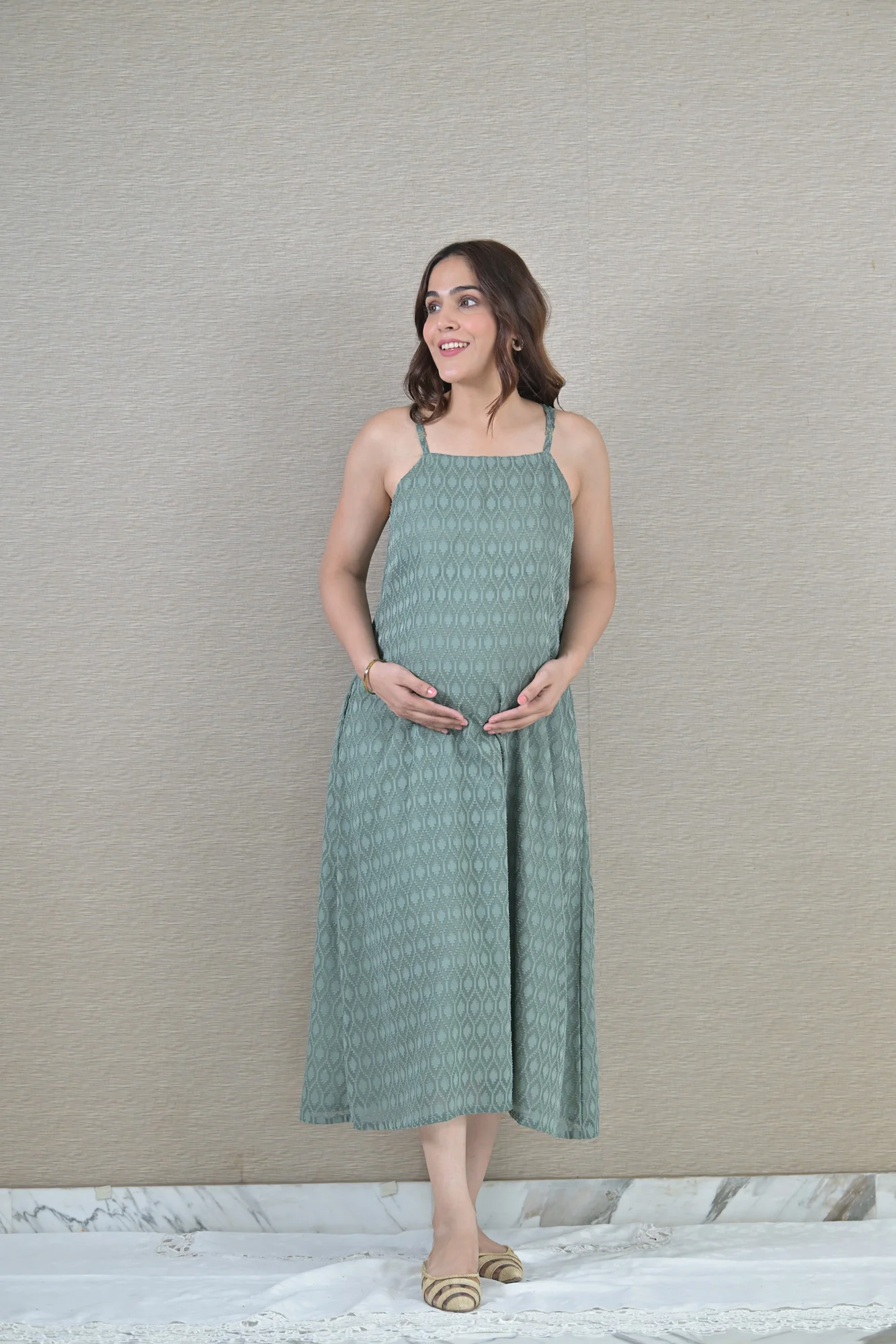 Breezy Floral Maternity Dress - Chenance