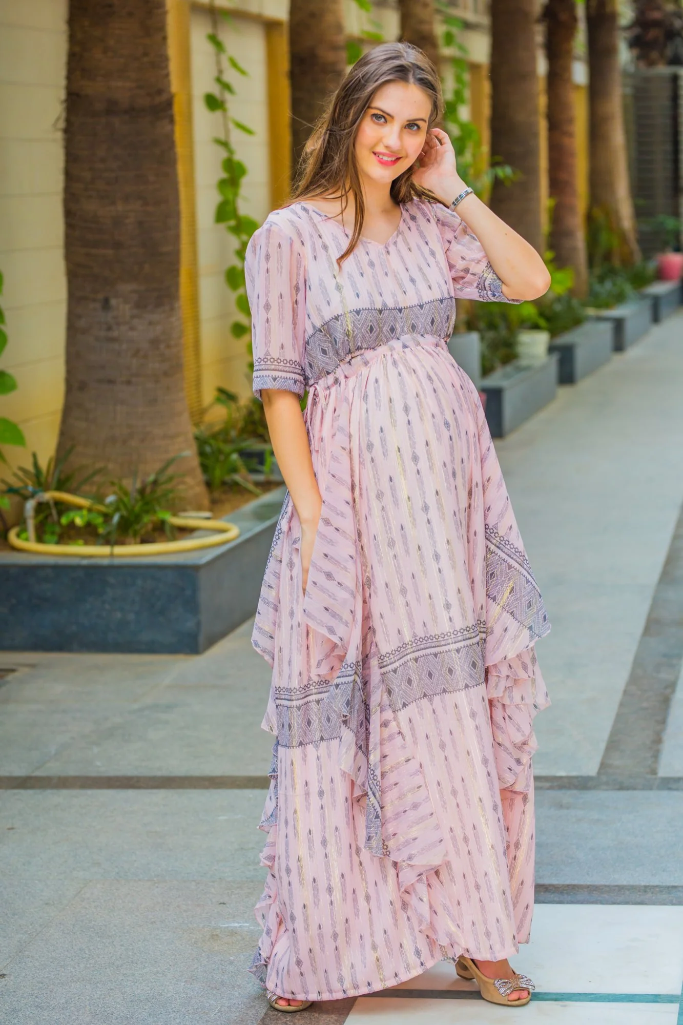 Victoria Flowy Maternity Dress With Sleeves - Chenance