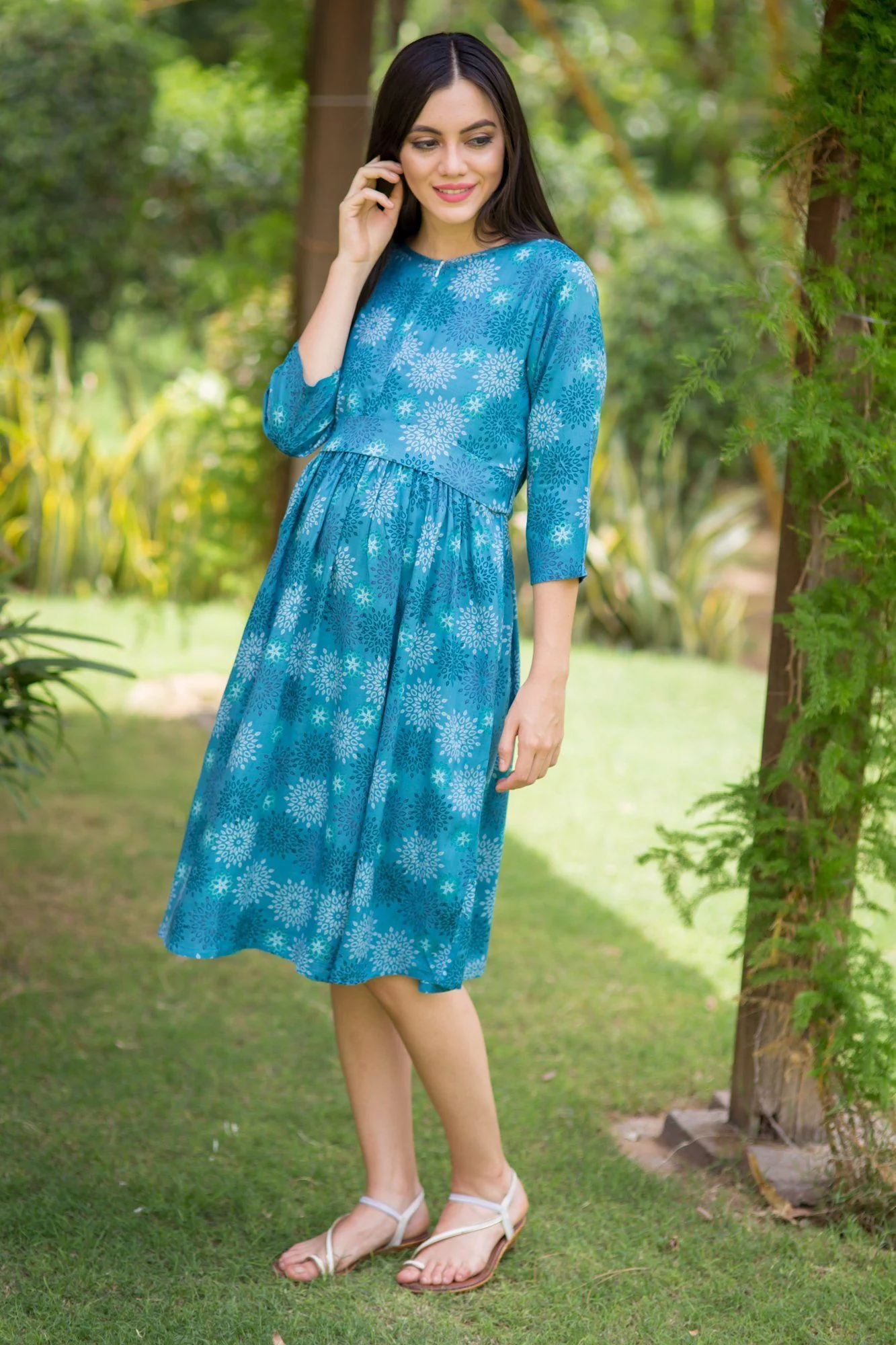 Emerald Shaded Nursing Front Zip Dress - Chenance