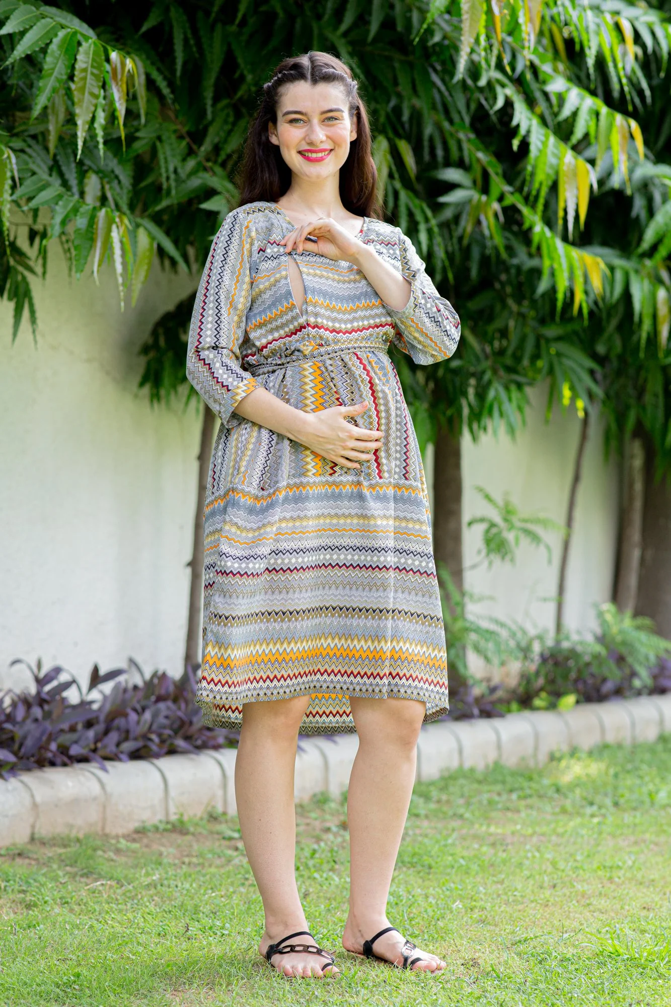 Zig Zag Striped Maternity & Nursing Dress - Chenance