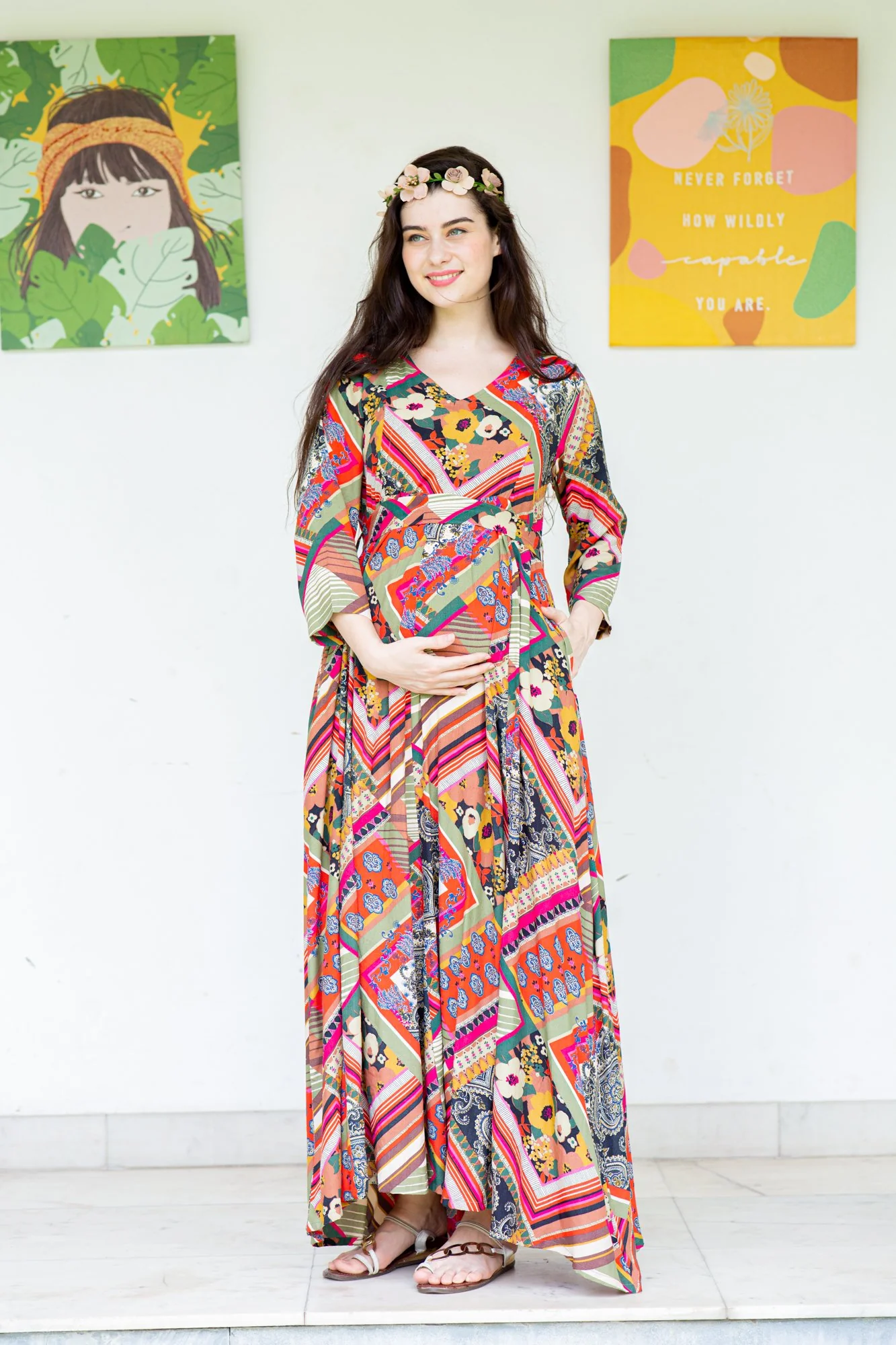 Abstract Queen Concealed Zip Maternity & Nursing Maxi - Chenance