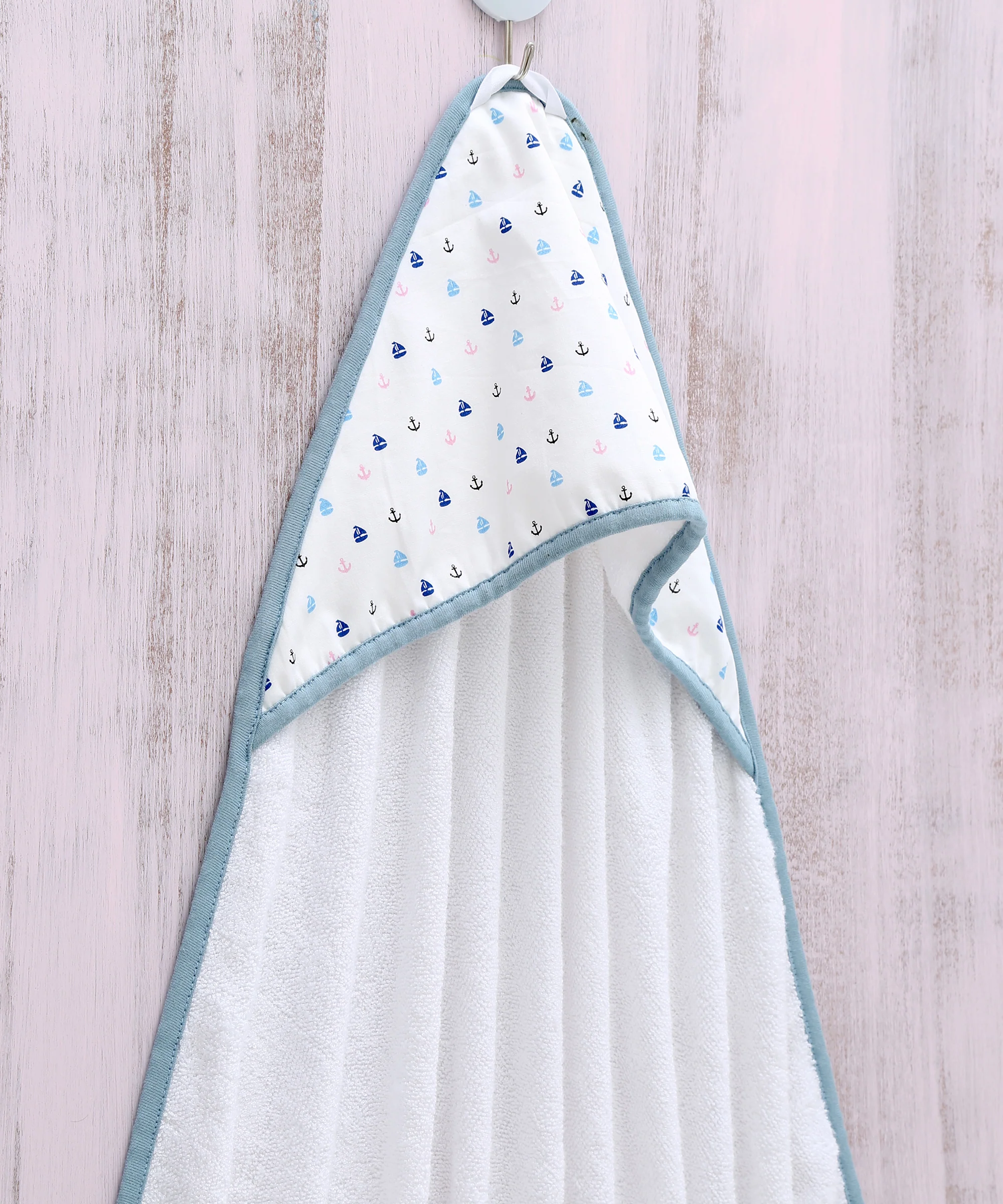 Sail Away - Hooded Towel - Chenance