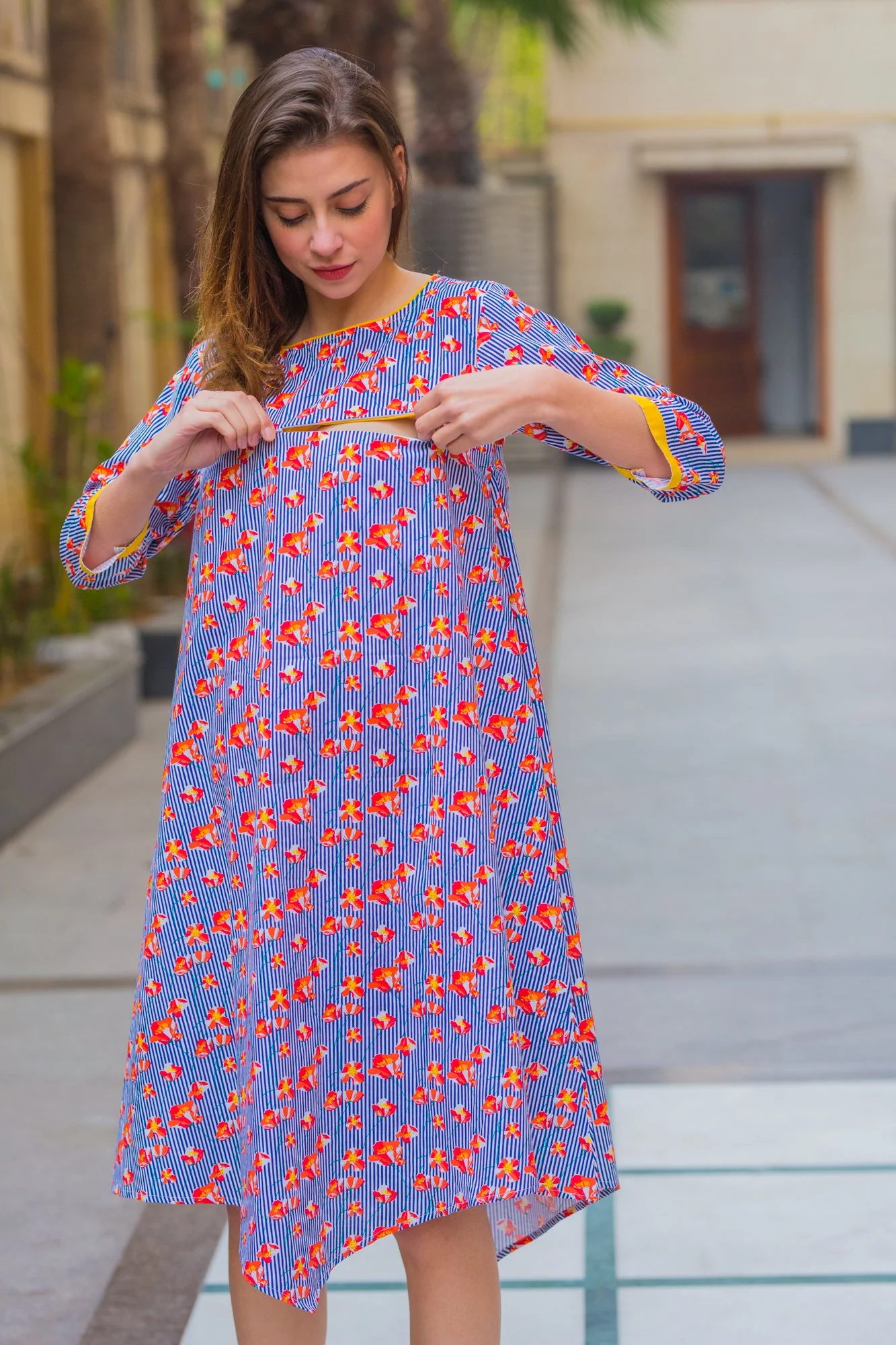 Forest Leafy Maternity & Nursing Horizontal Zip Dress - Chenance