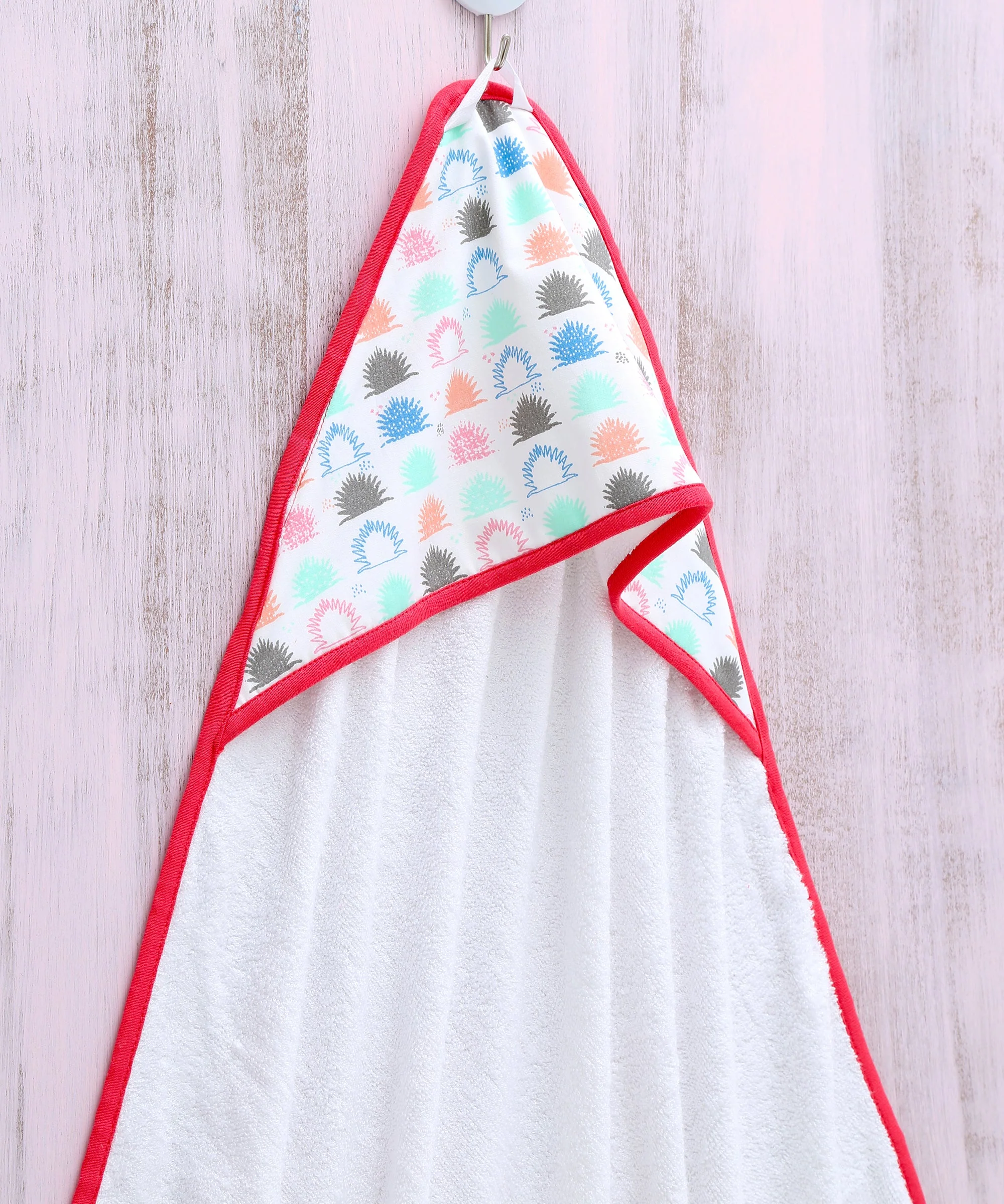 Pineapple Funk - Hooded Towel - Chenance