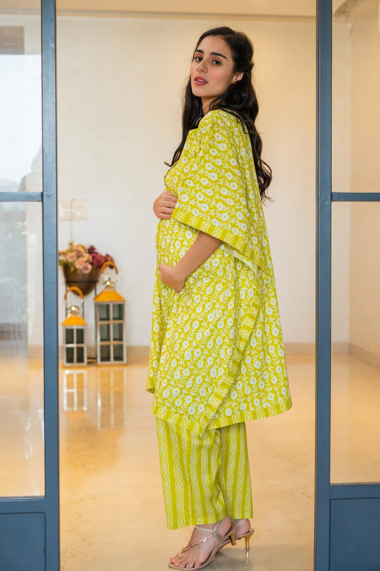 Beautiful Lime Green Maternity & Nursing Kaftan Coord Set (100% Cotton) (2 pc) - Chenance