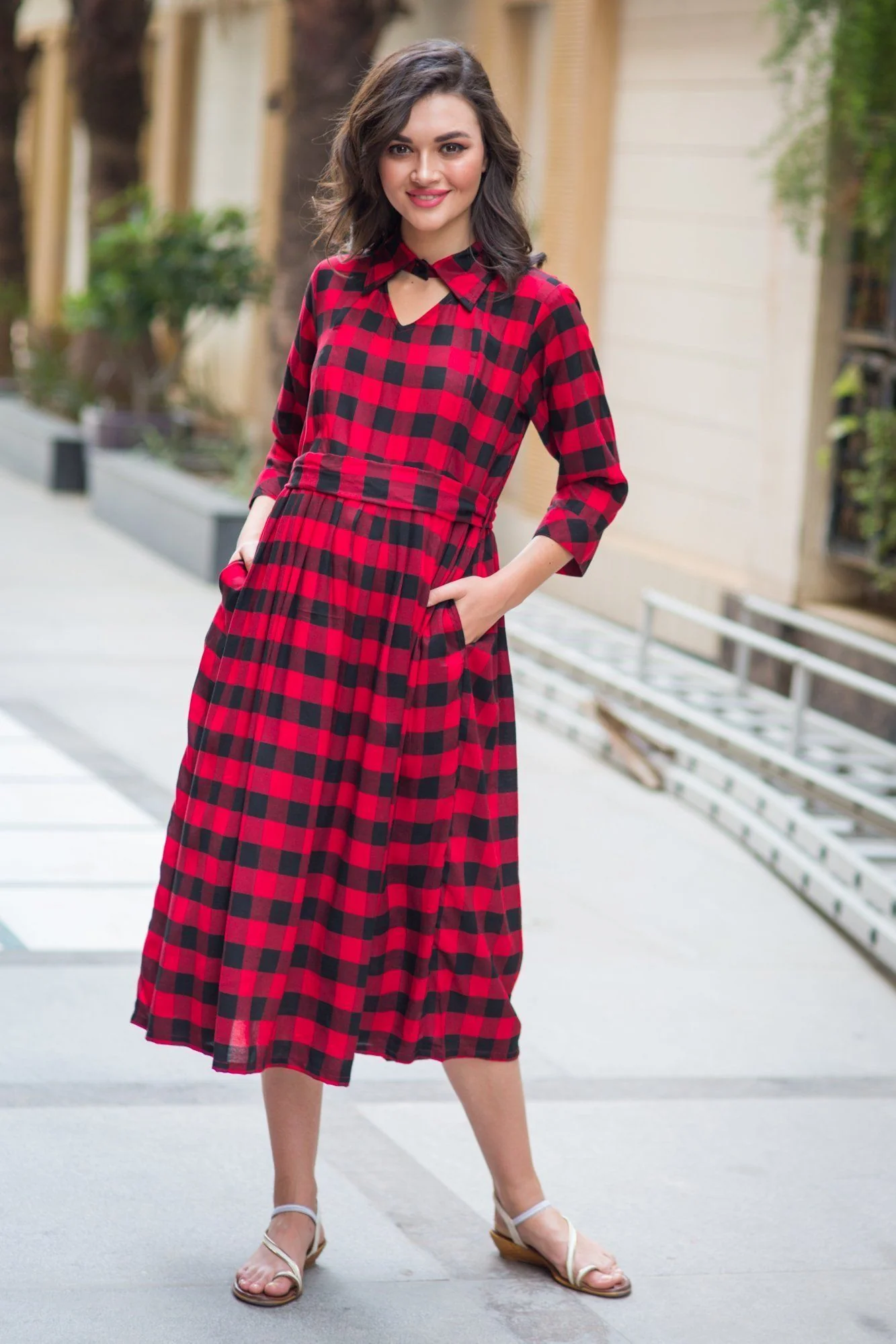 Slick Titan Red Plaid Maternity & Nursing Button Dress - Chenance