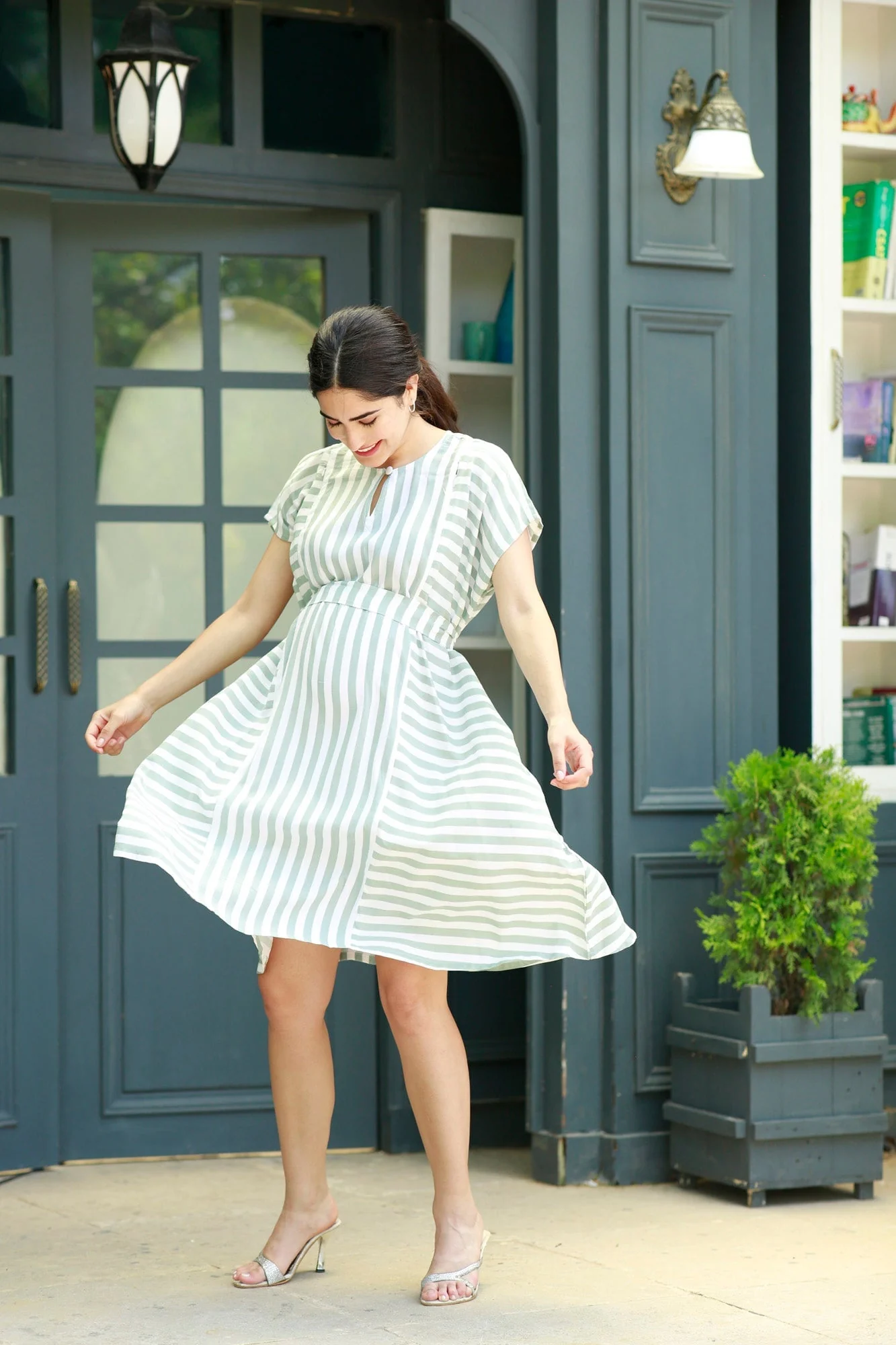 Pretty Green Striped Maternity & Nursing Knee Dress - Chenance