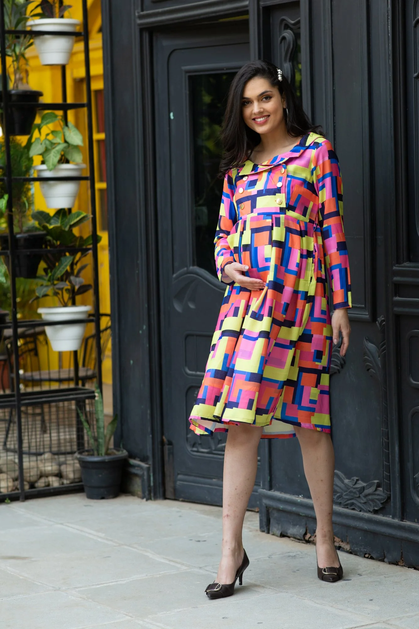 Premium Bubblegum Abstract Chic Collared Maternity Dress - Chenance