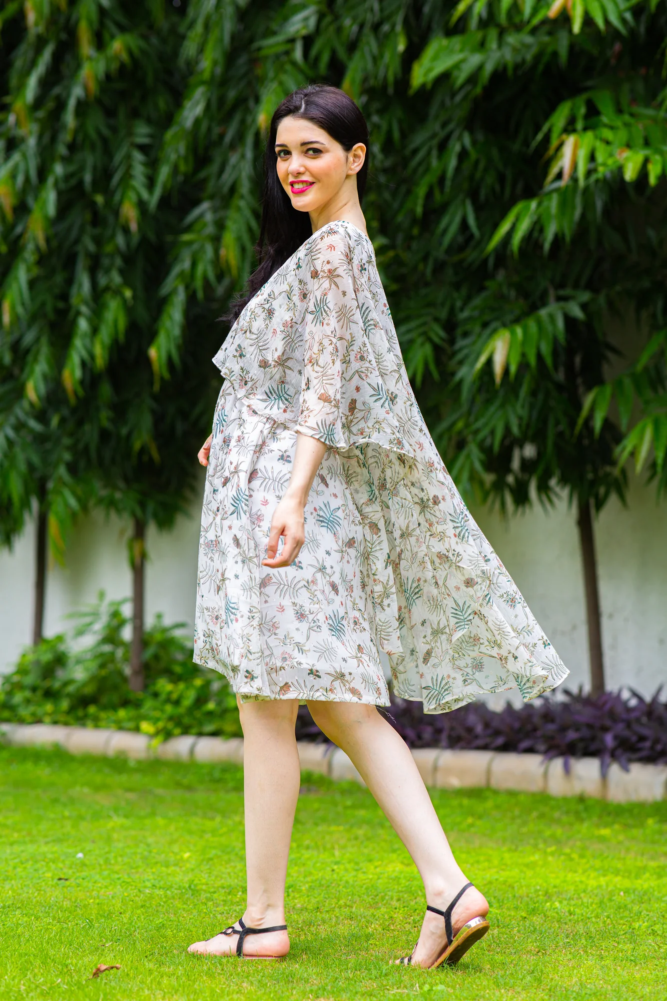 Angelic Leafy Maternity & Nursing Flap Dress - Chenance