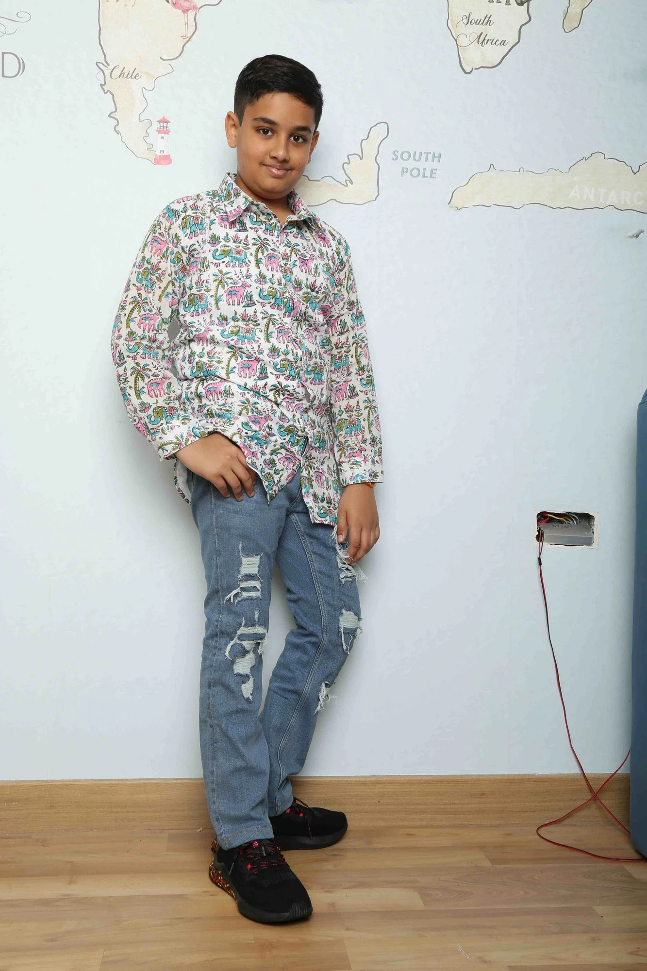 White Elephant Forest Shirt (8 yr to 10 years) - Chenance