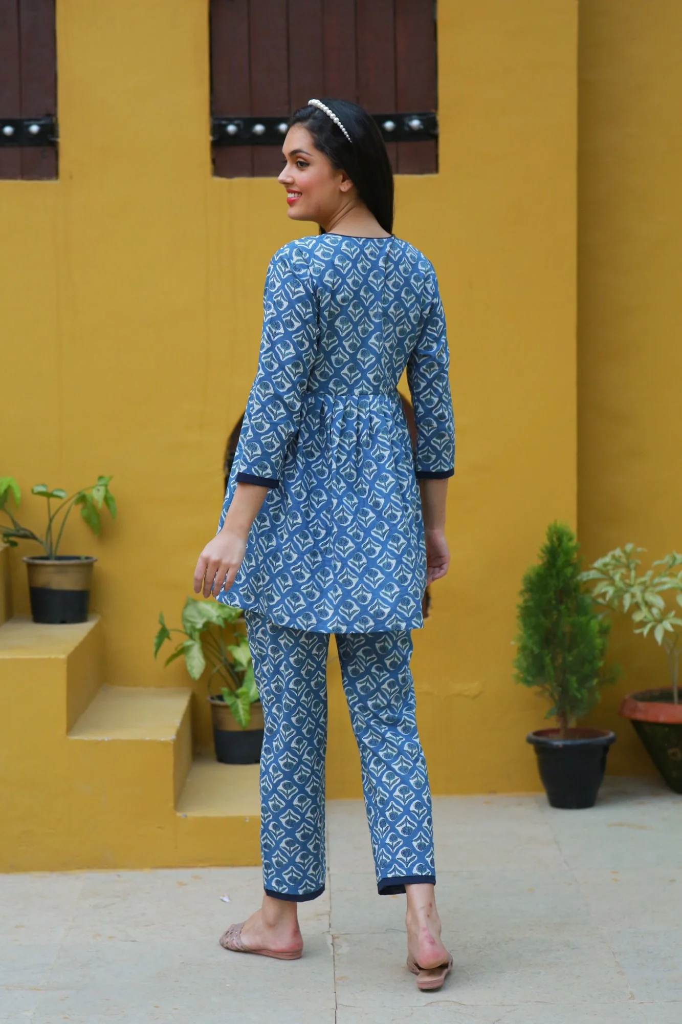 Pretty Indigo Blue Floral Maternity & Nursing Coord Set (100% Cotton) (2 pc) - Chenance