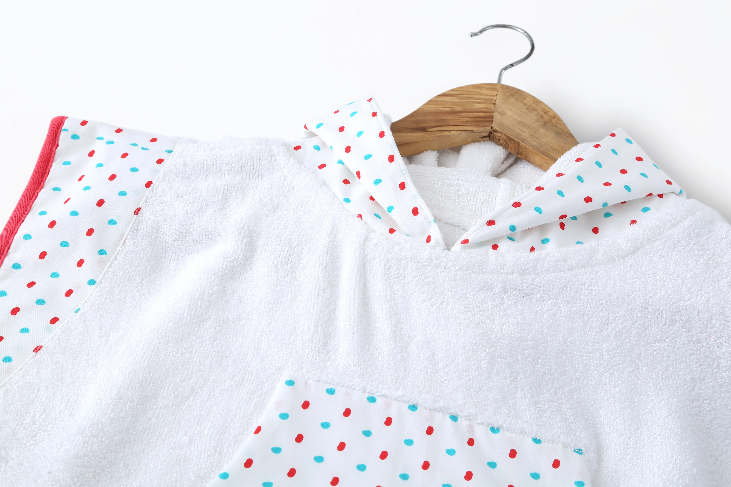 Dotty - Hooded Poncho - Chenance