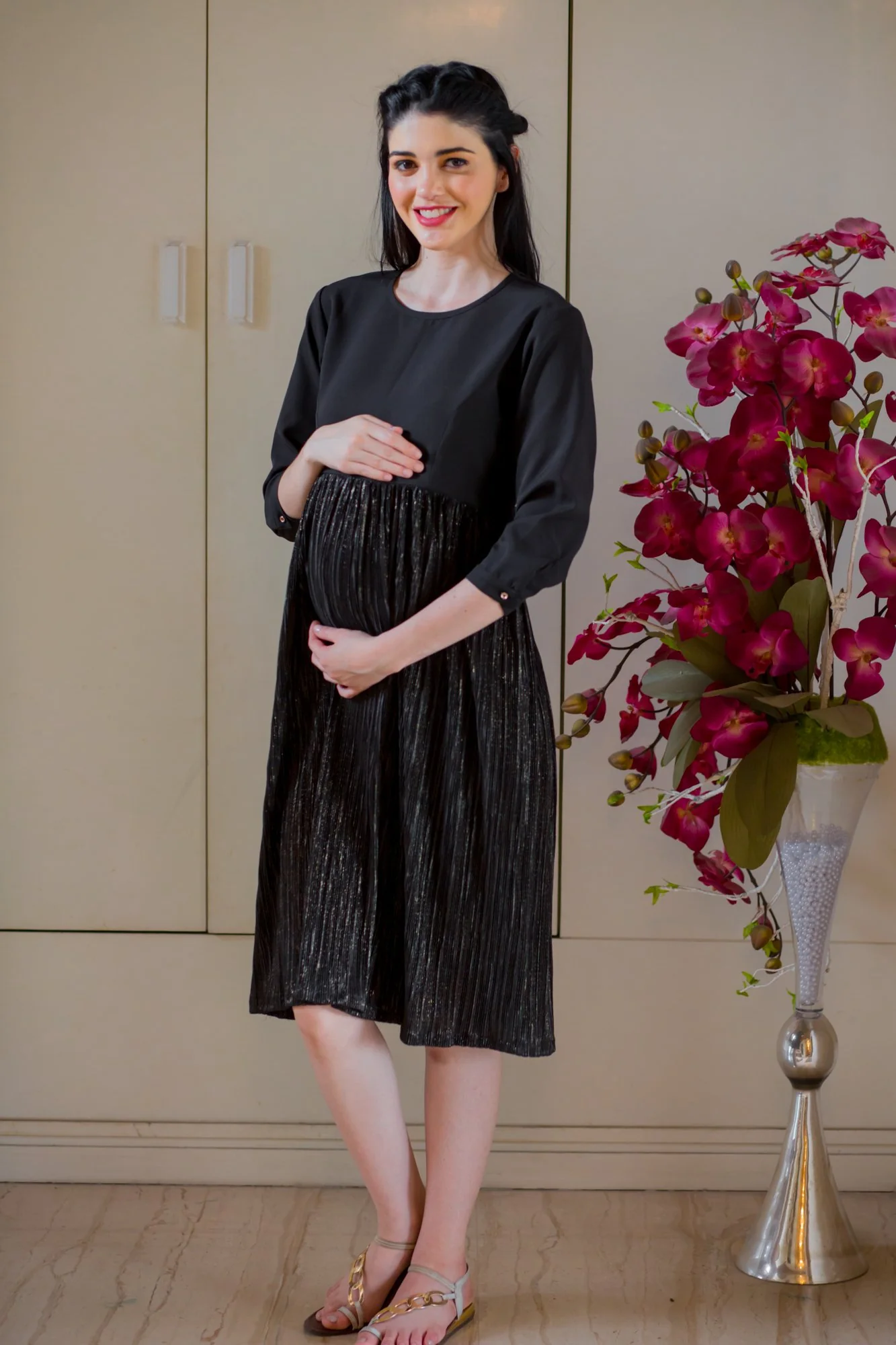 Stylish Black Shimmer Maternity Dress - Chenance