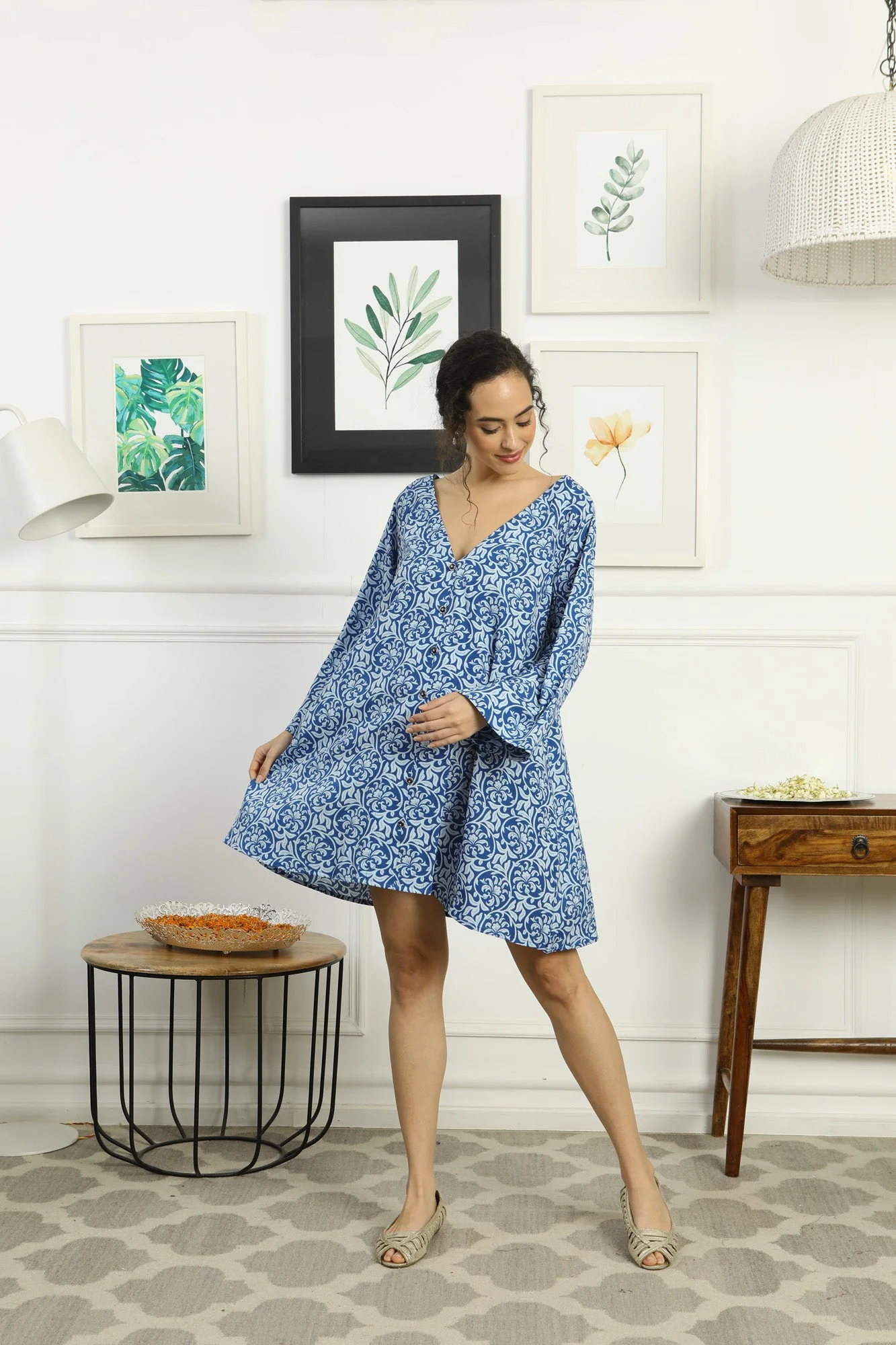 Breezy Intricate Blue Floral Maternity Knee Dress - Chenance
