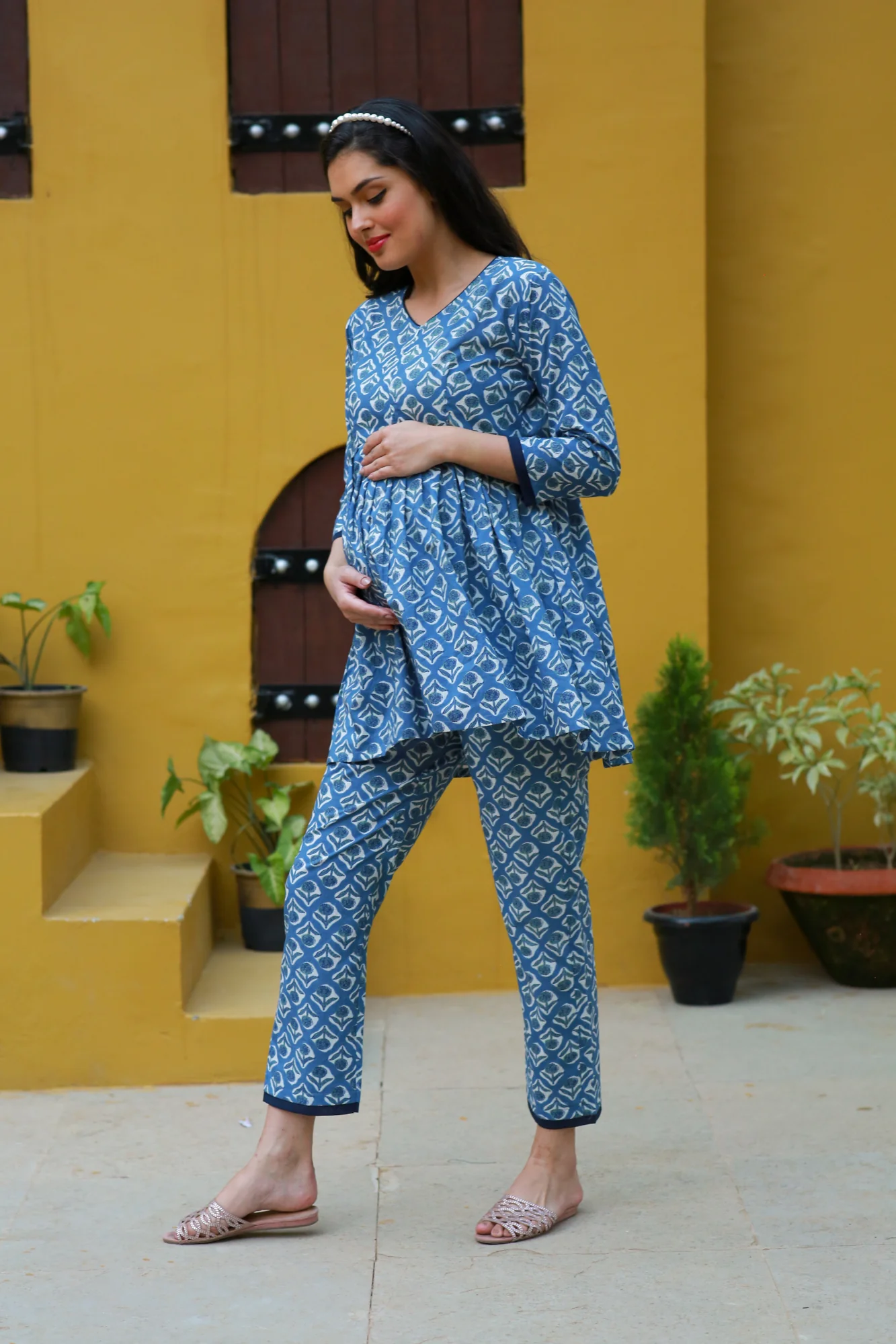 Pretty Indigo Blue Floral Maternity & Nursing Coord Set (100% Cotton) (2 pc) - Chenance
