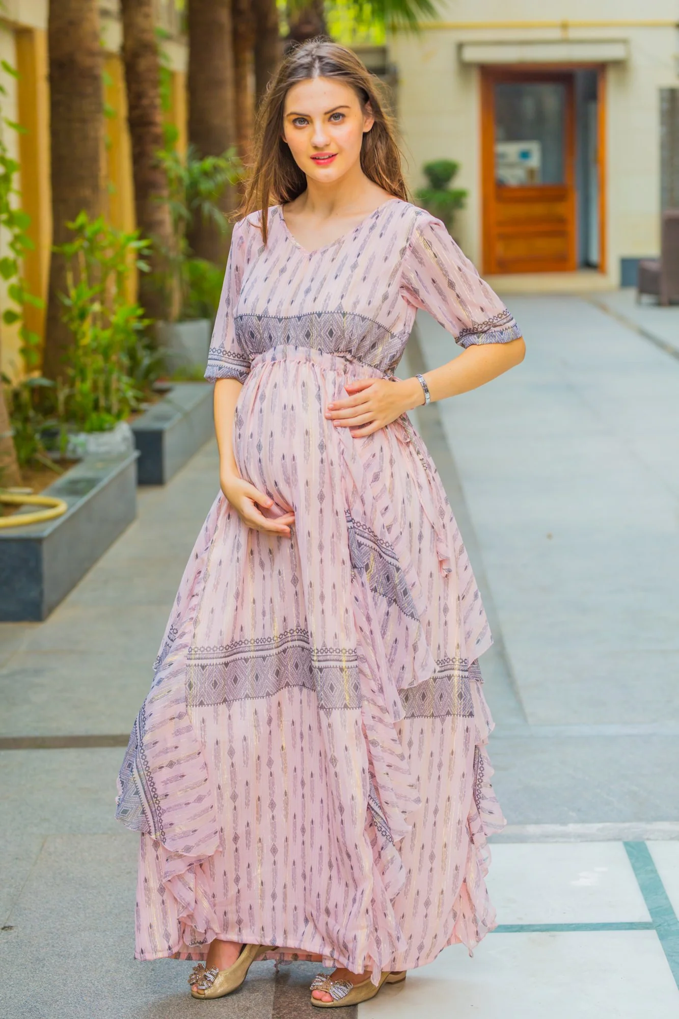 Victoria Flowy Maternity Dress With Sleeves - Chenance