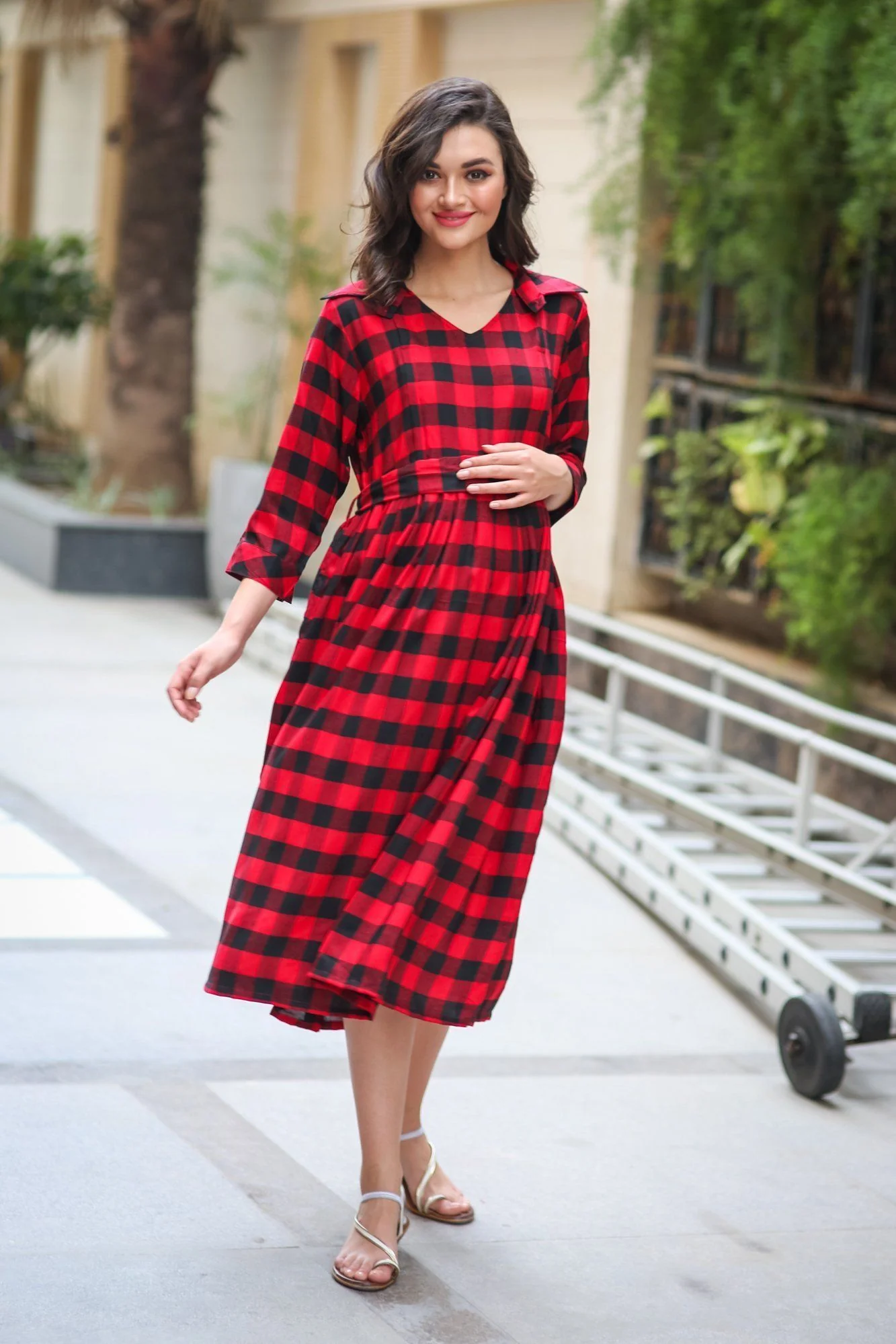 Slick Titan Red Plaid Maternity & Nursing Button Dress - Chenance